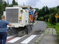 Nowa nakładka asfaltowa w Lipowej. Trwają prace.