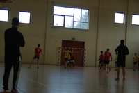 Podium dla Gimnazjum w Twardorzeczce na zawodach powiatowych w piłce ręcznej